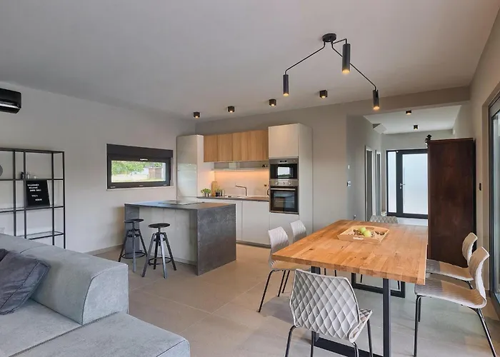 Median Сasa de vacaciones Pula