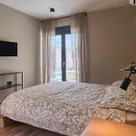 Nyaraló Median