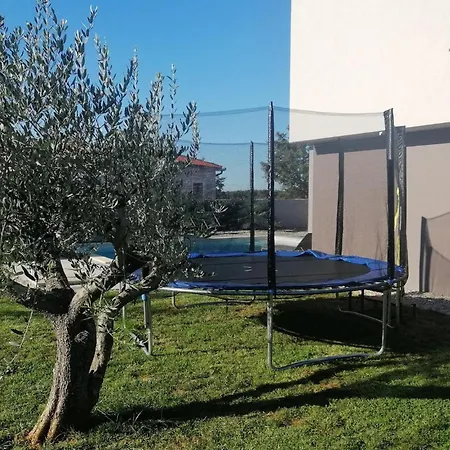 Vikendica Median Pula