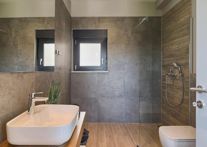 Median Vikendica Pula